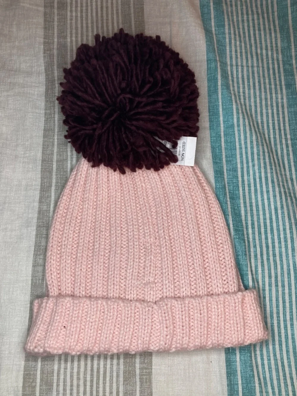 New York and Company pink pom-pom winter hat